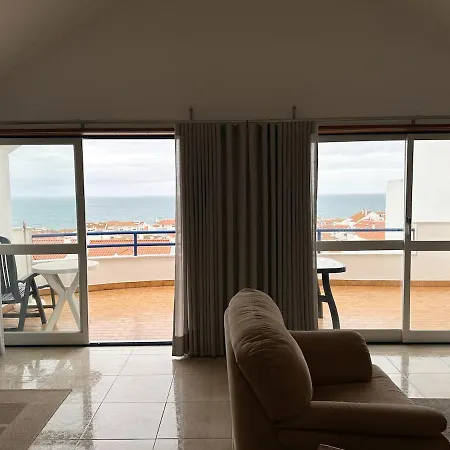 Sea View - 400 Meters From The Apartament Ericeira