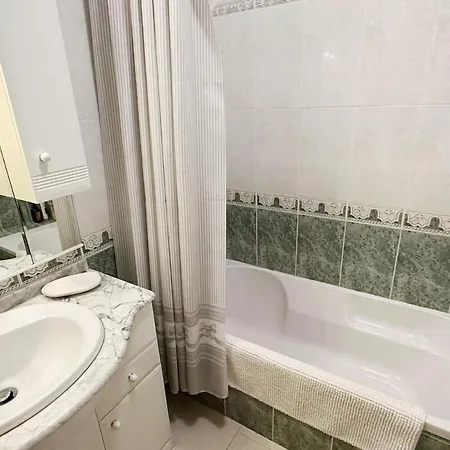 Apartment Sea View - 400 Meters From The Ericeira