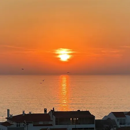 Apartment Sea View - 400 Meters From The